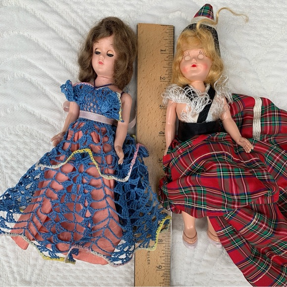 Vintage Art Crafters Mixed Lot Plastic Dolls of World Sleep Eyes MCM 50s 60s - Picture 8 of 9